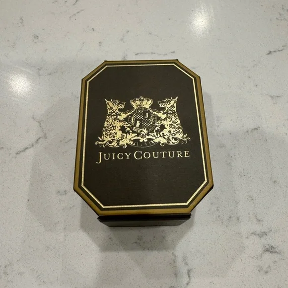 NWT Juicy Couture Heart Studs Earrings - Picture 4 of 6